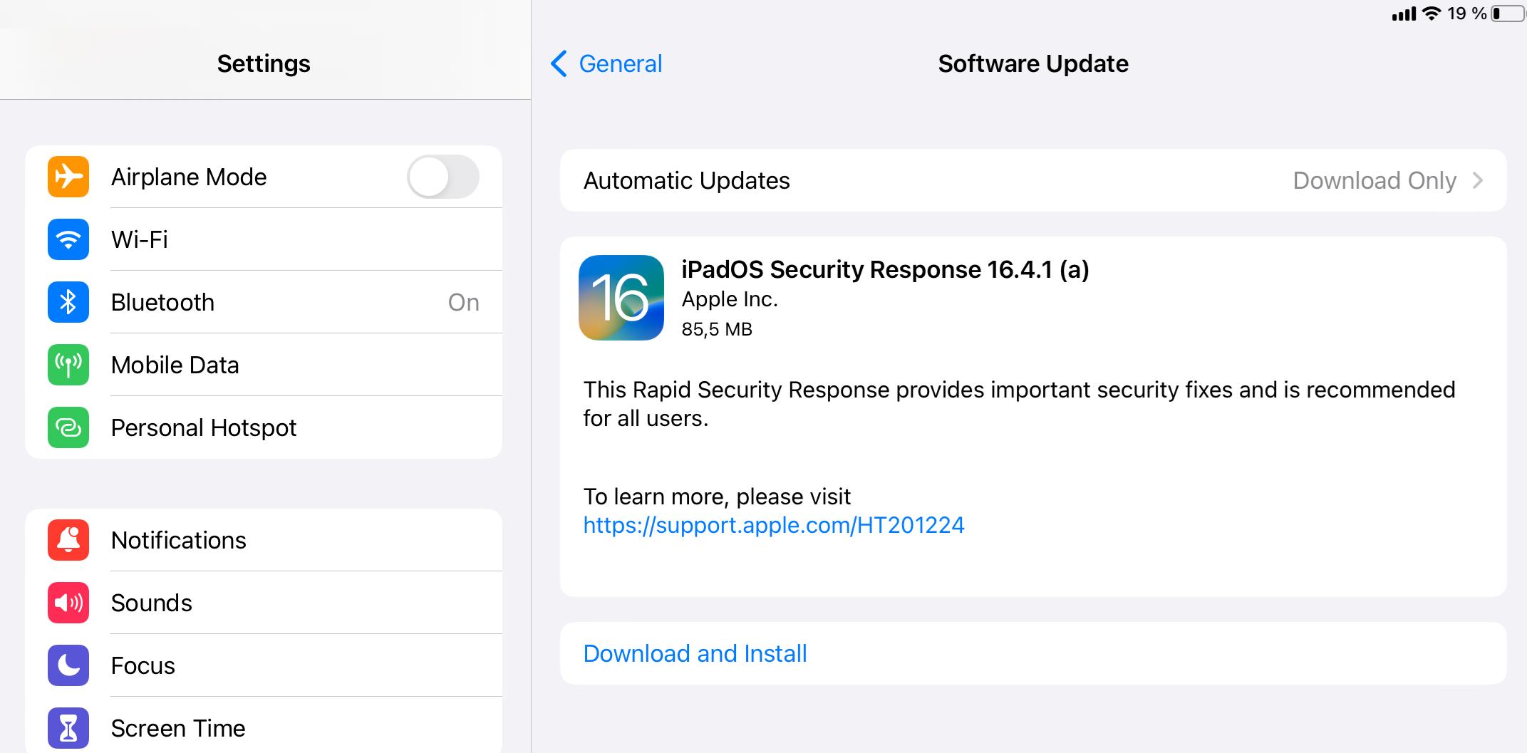 Managing Rapid Security Response on Apple Devices